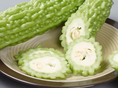 「苦瓜好吃有竅門」很多人都做錯了，學會秘招「比肉還好吃」