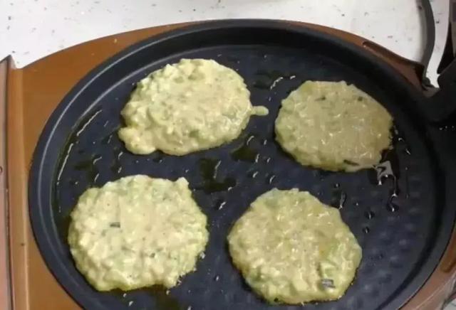 教你絲瓜最好吃的新做法！「不加一滴水」又香又嫩，吃了還想再吃