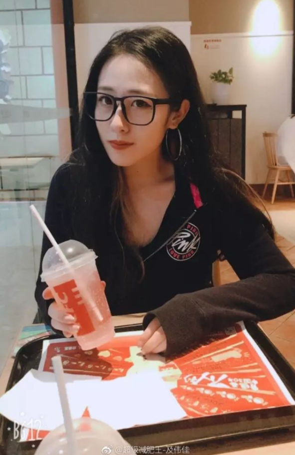 她被封「中國最美女胖子」爆紅!被男友嫌棄分手 高強度訓練「3個月狂鏟40KG」華麗現身正翻