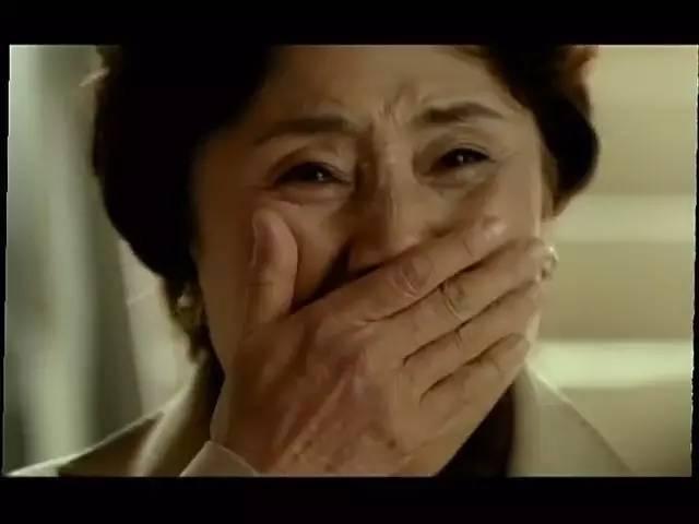 等了40年的承諾！老奶奶再見到初戀淚問「你為什麼不結婚？」他：答應妳的不只這輩子