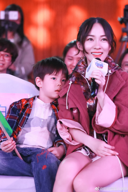 如何把小孩教得像「超級暖男」嗯哼呢？　媽媽霍思燕的「平等關係法」讓網友大讚：值得借鑑！