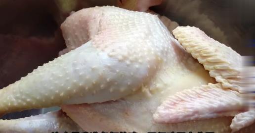 自製「客家蔥油雞」   用料簡單    卻是香嫩好滋味！女兒：好久沒有吃到這麼好吃的雞了