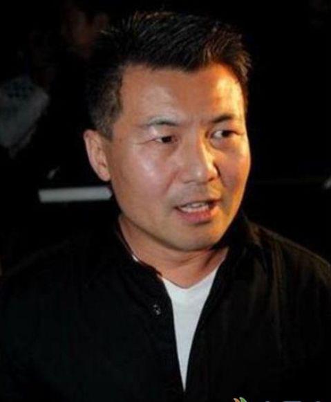 那英從「不被承認的未婚媽媽」變成模範夫妻　如今一家四口過得超幸福
