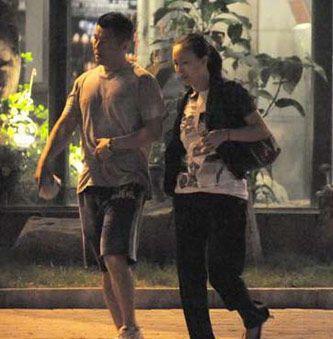 那英從「不被承認的未婚媽媽」變成模範夫妻　如今一家四口過得超幸福