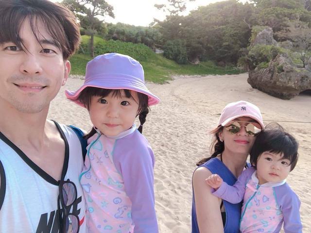 賈靜雯18歲經歷父親離開，36歲槓上前夫，44歲終於活成人生贏家！