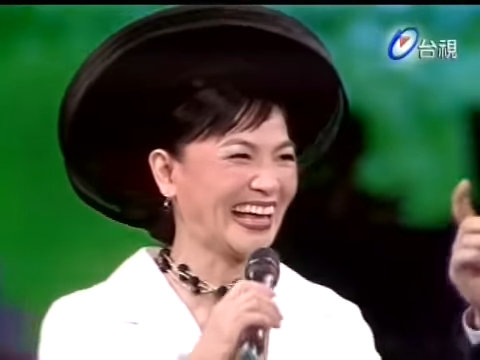 鳳飛飛也會說笑話！「有個員外的三個女婿...」 費玉清聽完狂笑：妳的笑話相當高雅