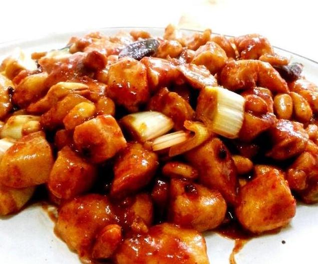 宮保雞丁的14種做法，雞丁嫩滑，湯汁下飯！學會就可以在家做，大人孩子都愛吃