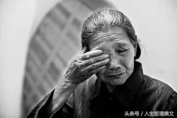 世界上最溫暖的兩個字！時光拜託走慢一點 我想好好喊聲：「媽媽」 