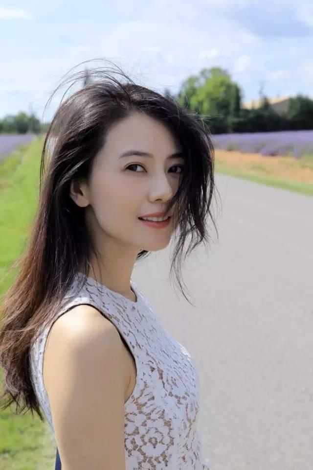 高圓圓：愛旅行的女人，總是這麼迷人