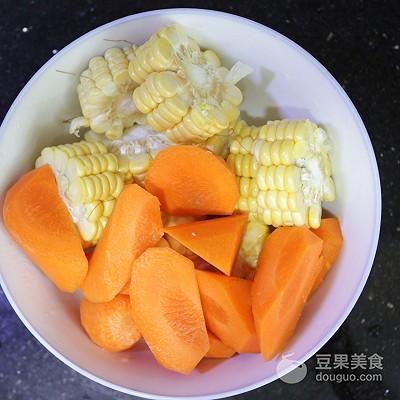 這樣做的排骨，我家一周至少吃一次，湯鮮肉美、營養豐富
