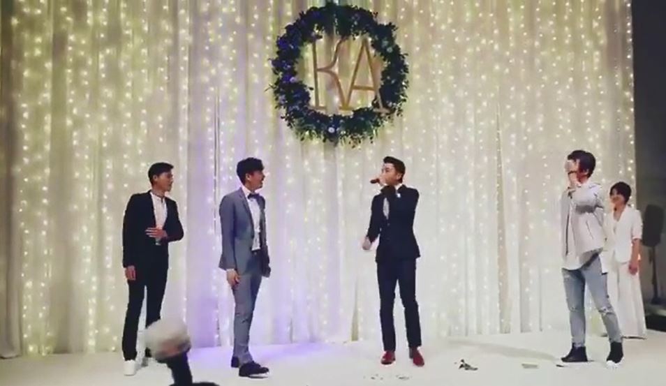 Energy婚禮大跳《放手》！睽違10年重現經典　新郎「坤達一開口RAP帥翻」進副歌全場嗨炸