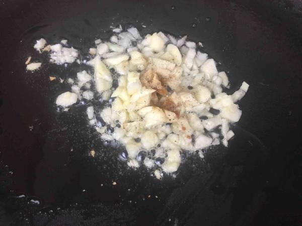 炒秋葵總有粘液？只需記住這一步，鮮香嫩綠口感好，超美味