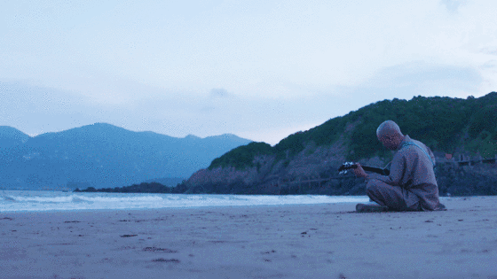 2種身分！日本和尚改編《波若心經》人氣爆棚　白天念經晚上開演唱會