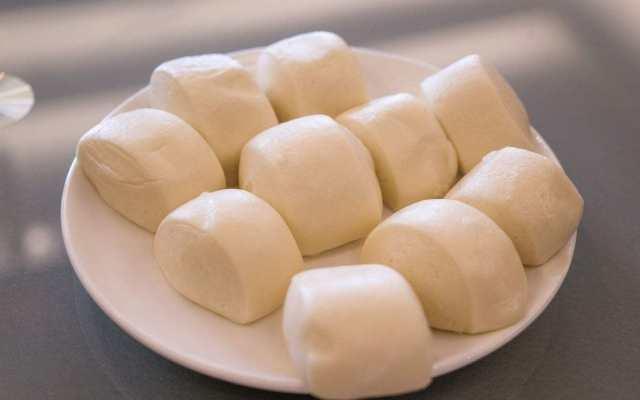 吃不完的【饅頭】和【麵包】別放冰箱冷藏，教你一招保存，放1個月都不壞掉，就像新的一樣