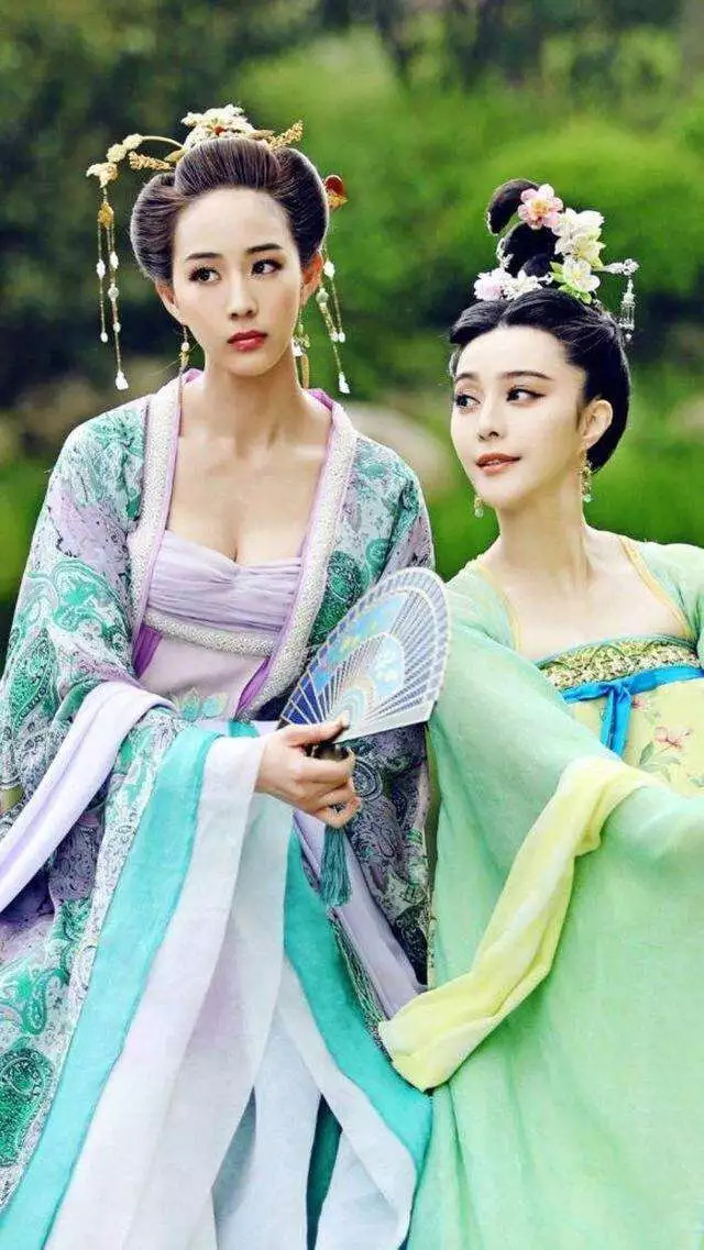 放出來了！？范冰冰被抓包「悄悄出現」　傳中國要求「遵守2規定」換取自由身