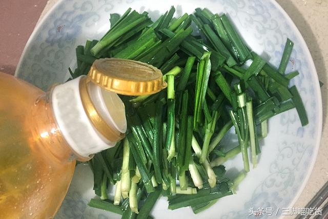 「韭菜炒蛋」到底先炒韭菜還是先炒蛋？很多人不知道這樣做才最好吃！