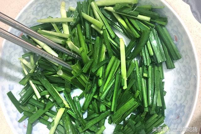 「韭菜炒蛋」到底先炒韭菜還是先炒蛋？很多人不知道這樣做才最好吃！
