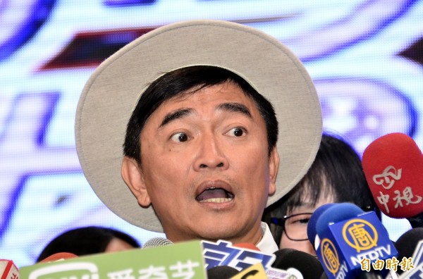 張菲證實《綜藝菲常讚》熄燈不播了　前晚才知道「自責失職不及格」吳宗憲曝原因：不是因後浪強