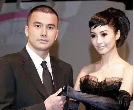 關穎擁有「第一名媛」美稱背景超強大　「5年喜獲三胎」婚後專心相夫教子！