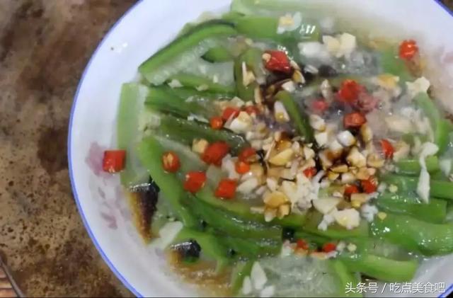 絲瓜不要再炒著吃了，教你新吃法，味道鮮美，做法簡單家常