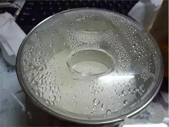 寶特瓶不要丟！阿嬤只用寶特瓶，就把廚房弄得跟新的一樣，太省錢了