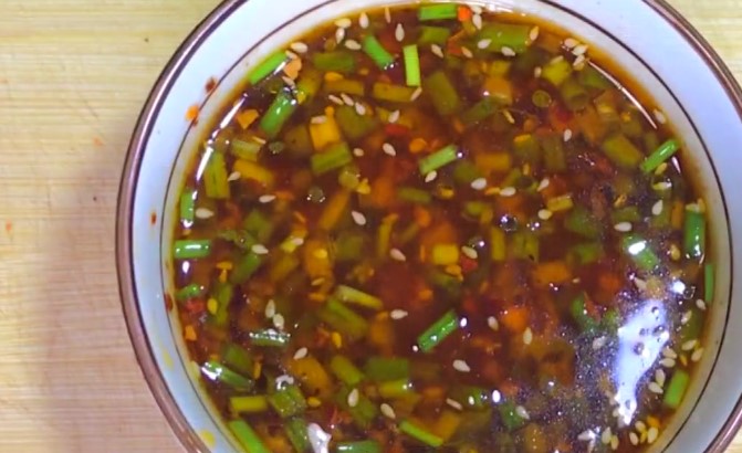 媽媽用了20年的涼拌汁    每次待客涼菜都是最受歡迎的！廚房小白也是看一遍就會    涼菜不用求人了