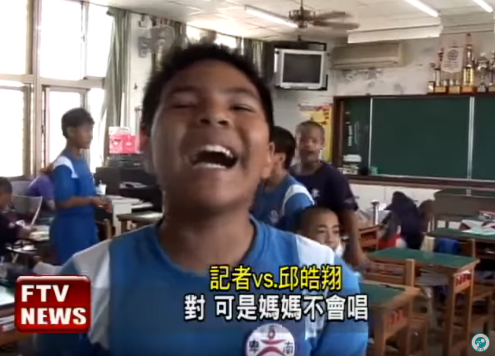 超強轉音！布農族小男孩唱悲歌被譽為「心碎弟」  被記者找到「現場再唱一次」功力更驚人