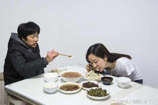 堅強無比！無臂女孩「用180天學會獨立生活」 要讓媽媽放心：隱形的翅膀也能飛出一片天
