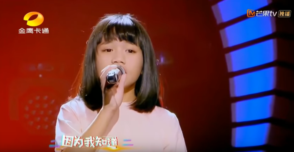 10歲天籟精靈「爆發力嗓音」震撼人心！網驚豔：這「咬字」反而讓她變特別