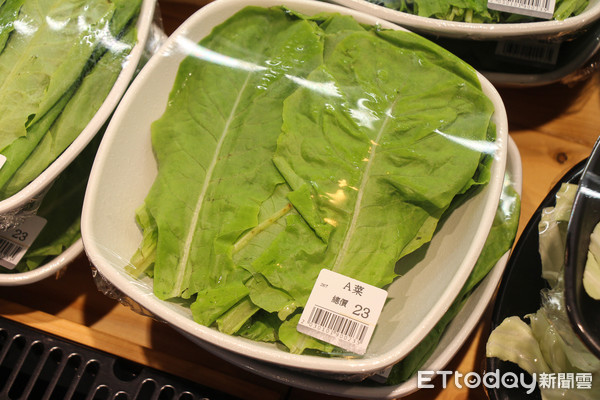 現買現煮！全台獨創「火鍋超市」提菜籃自己挑　漁港直送「100種新鮮食材」CP值超高