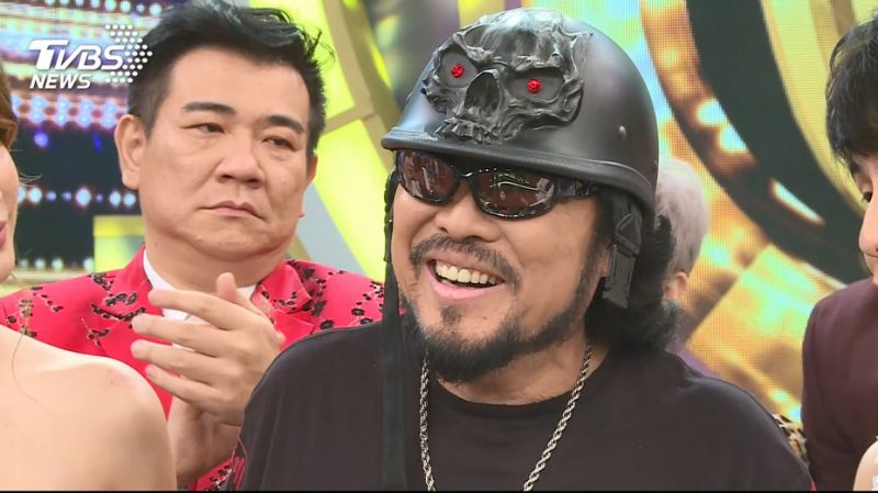 張菲被揶揄老派「只會主持歌舞秀」難怪節目停掉　他豁出去「揭發電視台秘辛」：這不是我要的