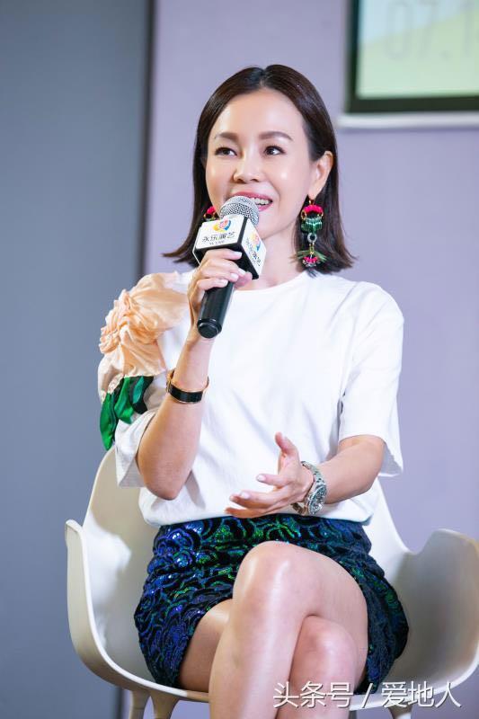 彭佳慧深情詮釋《大齡女子》　「用生命力唱出」每個女人渴望有個肩膀依靠！