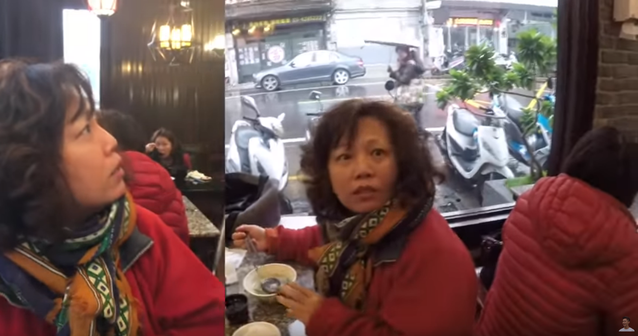 兒子假裝在國外卻瞬間現身！媽媽「嚇呆12秒說不出話」回神立刻不准兒子上傳：今天沒化妝