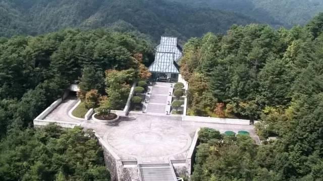 十里桃花源真的存在！貝聿銘用7年建造美術館  彷彿身在詩中：「忽逢桃花林，夾岸數百步」