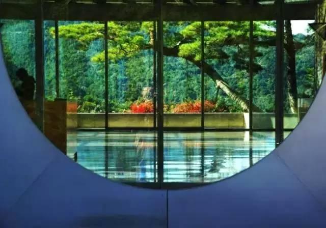 十里桃花源真的存在！貝聿銘用7年建造美術館  彷彿身在詩中：「忽逢桃花林，夾岸數百步」