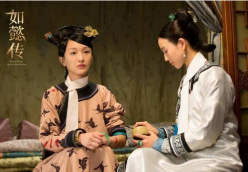 《如懿傳》香妃「出場」太驚艷，乾隆都看呆了！PK《延禧》眼神更顯高貴清冷！