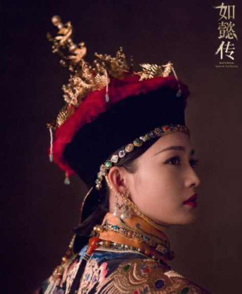 《如懿傳》香妃「出場」太驚艷，乾隆都看呆了！PK《延禧》眼神更顯高貴清冷！