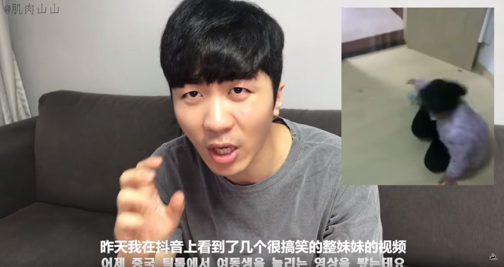 弟弟「大門口貼透明膠帶」整姊姊　姊姊教訓完「回房間重頭戲才上場」網笑瘋：弟弟還活著嗎？