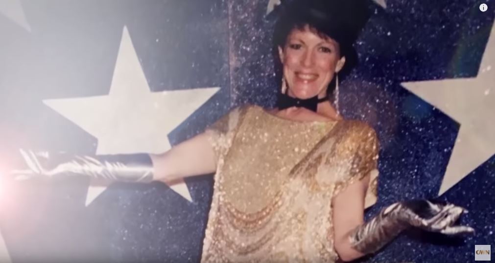 真人版Siri是她！鄰居懷疑聲音不像　她聽完笑笑「下一秒原音重現」對方聽傻：真的是本尊