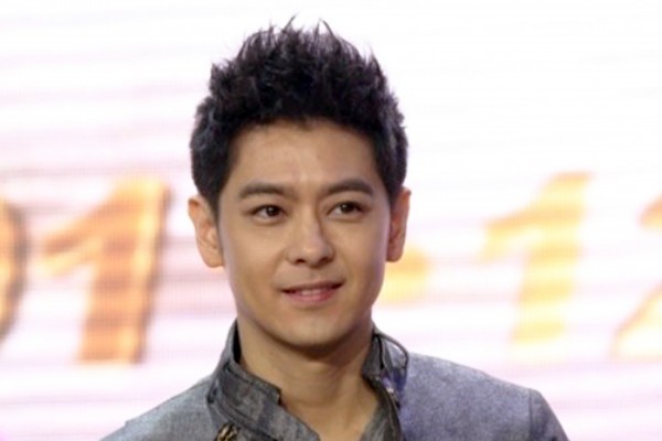 不老基因會遺傳！林志穎開心慶生「曝光68歲媽媽美照」　網羨慕傻眼：「說是姊姊我都相信」