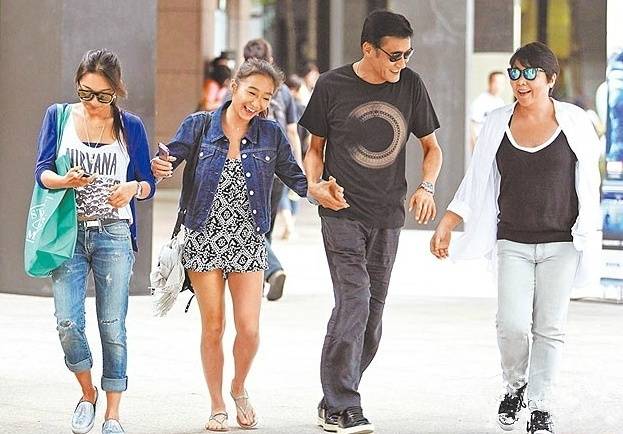 梁家輝:你不欺我少年窮!我也不負你糟糠恩