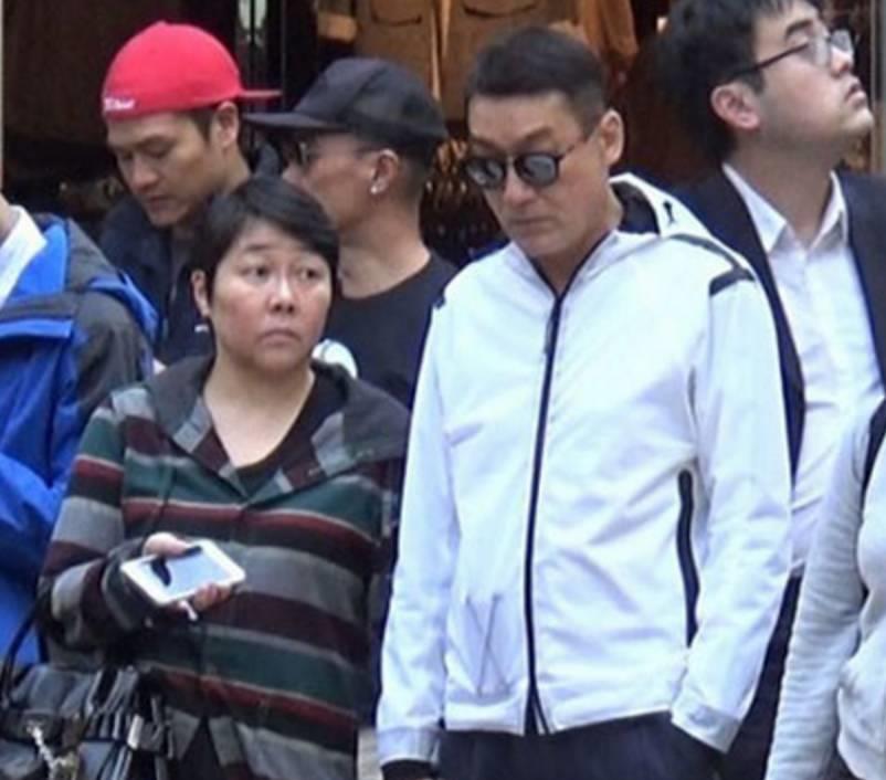 梁家輝:你不欺我少年窮!我也不負你糟糠恩