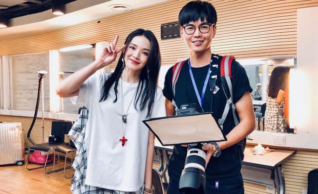 淡然接受不完美!舒淇這張臉「看著彷彿寫滿了故事」 舉手投足都充滿氣質