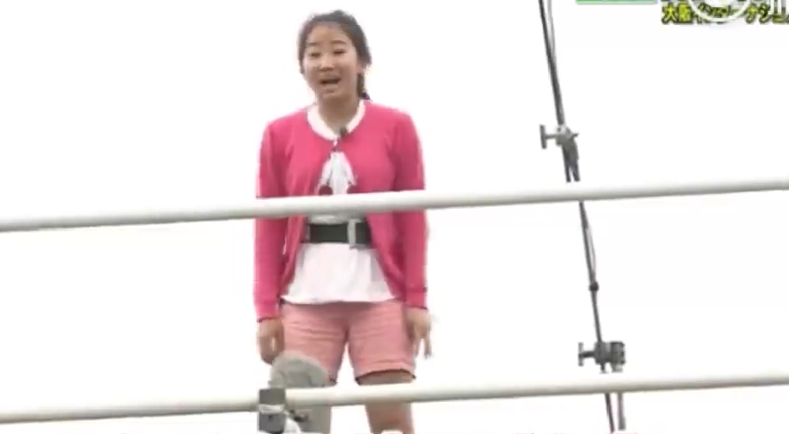 夢想成真不後悔 ！少女「在屋頂大跳最愛廣告舞」全場沸騰  圓夢影片一出萬人笑翻：下一個搞笑諧星誕生