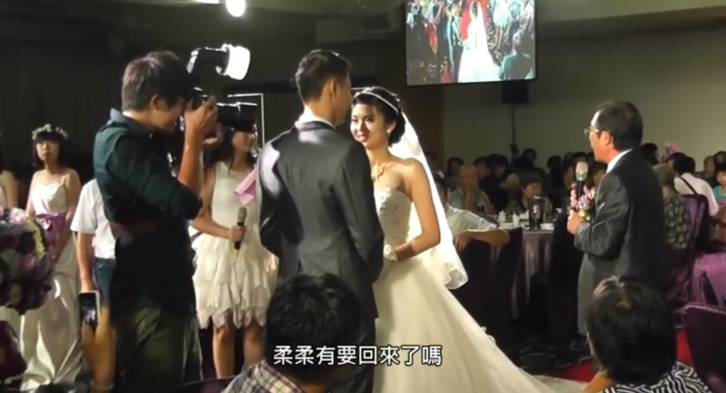 新娘爸爸婚禮上感人致詞「此刻，是女兒第3次放手」　最後一句「女兒有要回來嗎」讓人聽了超揪心