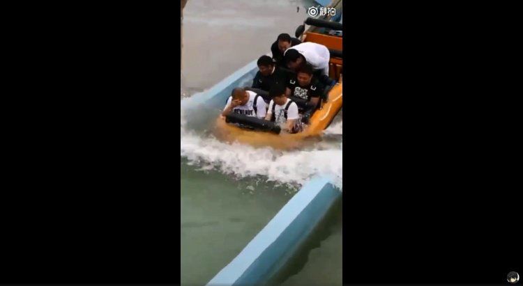 勸世好文！遊樂設施「別讓胖子坐第一排」　高速滑落「下場有夠慘」網友狂讚：療癒笑了XD