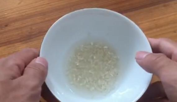 滅老鼠不用老鼠藥！一個土辦法    只要一張紙   家裡的老鼠滅乾淨     簡單更有效