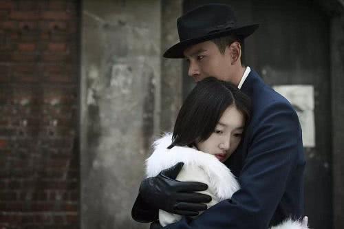 窮小子當年假鑽戒求婚「娶大6歲二婚女星」　「無微不至的寵愛」成為演藝圈佳話