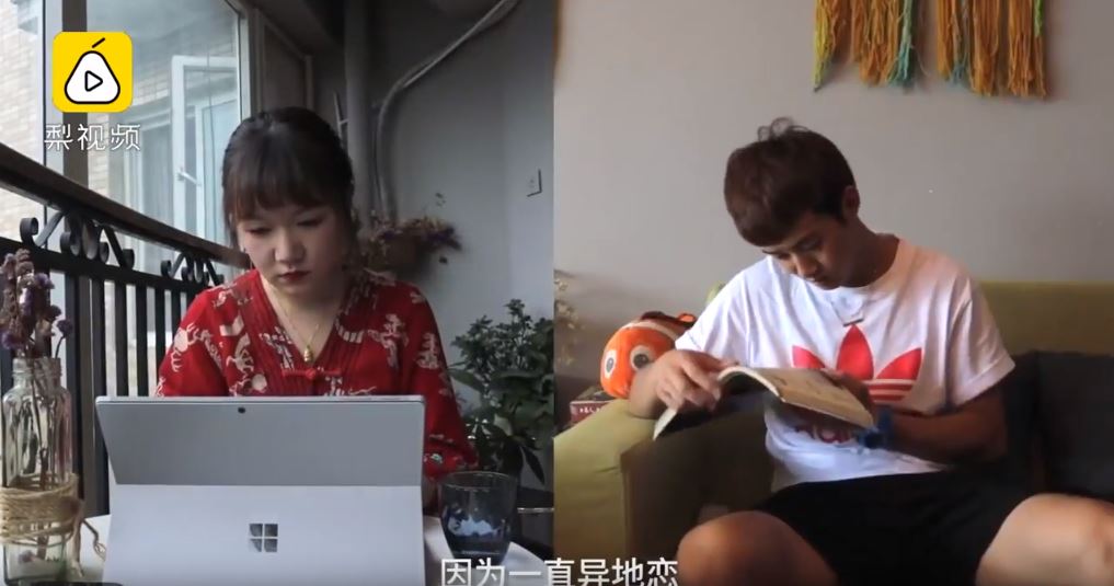 遠距離情侶展開「為期61天的分手旅行」 結束前7天「男友對女友獻唱告白」結局淚灑全網