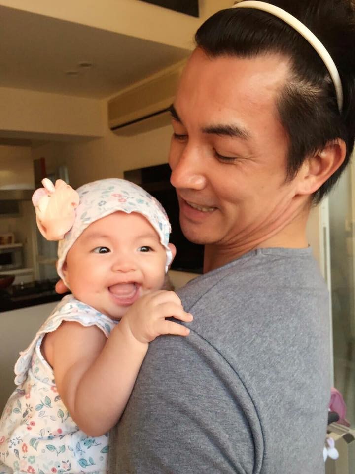 50歲伊正認「害怕婚姻」想一輩子單身　直到遇見「小16歲嫩妻」含淚告白：為了妳不再當逃兵